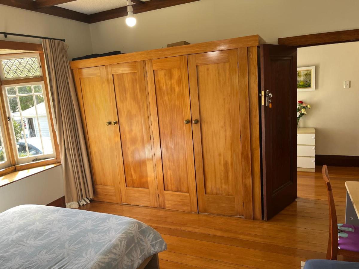 Bayswater Homestay Оукланд Екстериор снимка